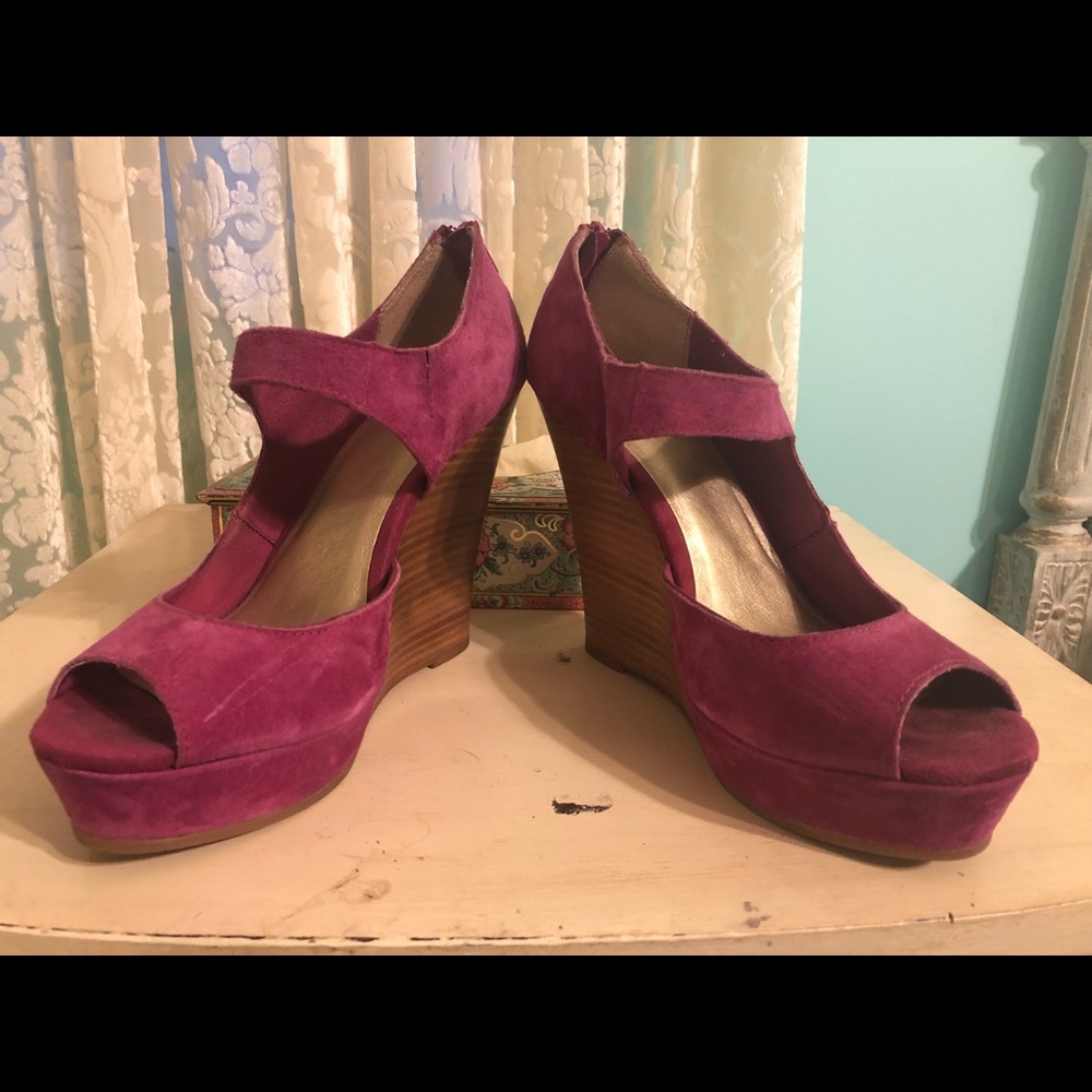 Seychelles Wedges - Picture 3 of 5